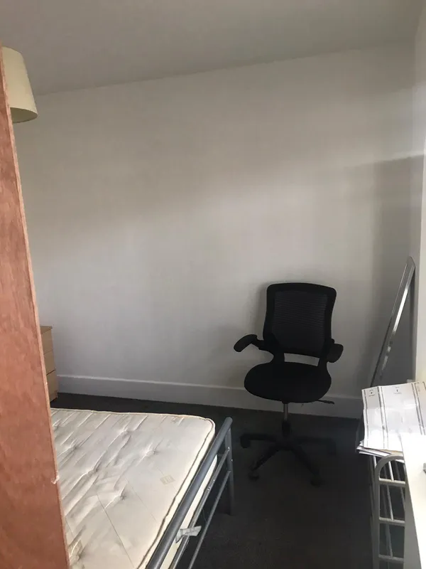 Beeston Road, 4 Rooms 2 baths (House share) NG7 2JQ - Image 9